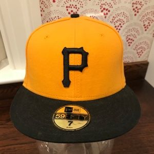 Pittsburg Pirates “P” New Era Size 7 Yellow Black
